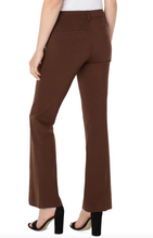 Load image into Gallery viewer, Kelsey Flare Trouser 31&quot;
