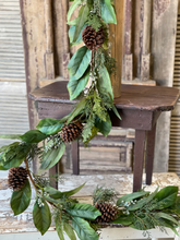 Load image into Gallery viewer, 6&#39; Quite Woods Magnolia Garland
