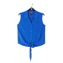 Load image into Gallery viewer, Sleeveless Tie-Front Top
